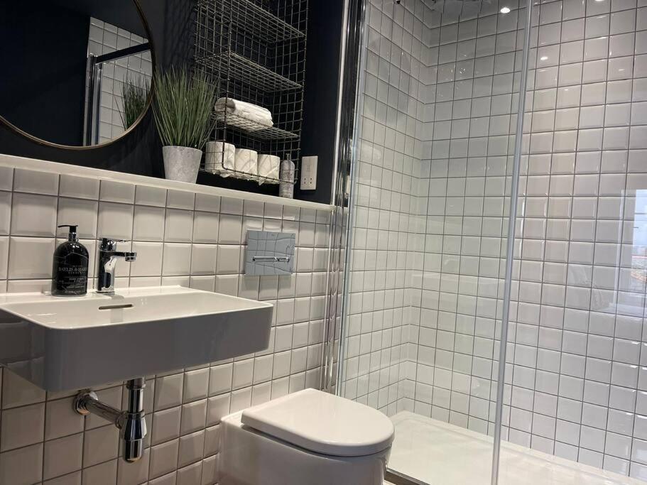 Trendy Apartment In Cardiff Free Parking Εξωτερικό φωτογραφία